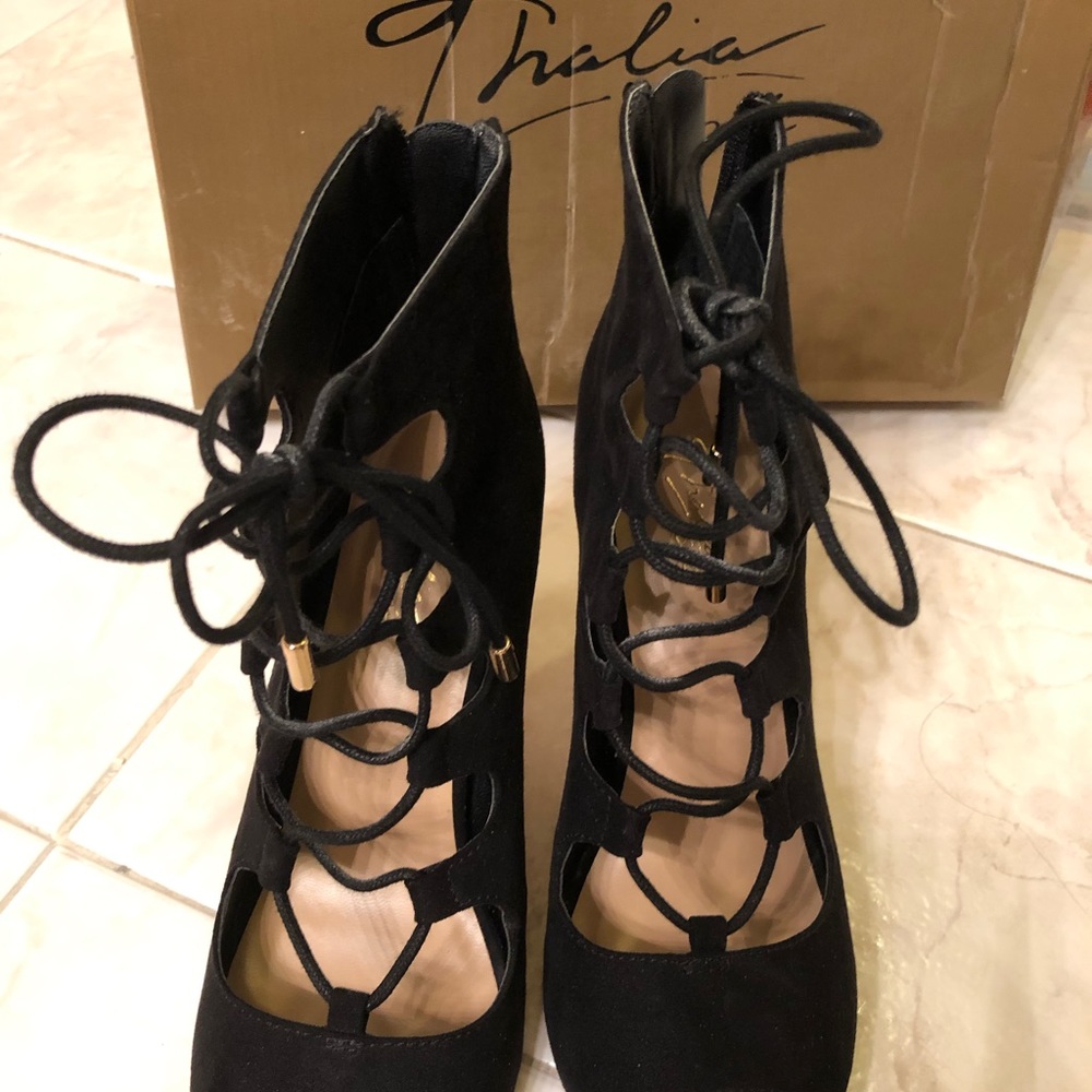 Beautiful and sexy suede  heels. Worn  once